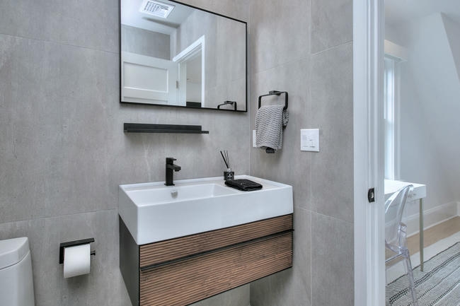 expert bahtroom remodeling services provider